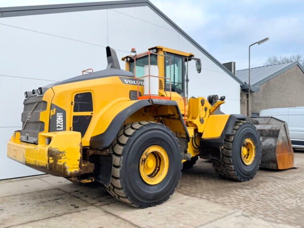 Volvo L220H - Image 5