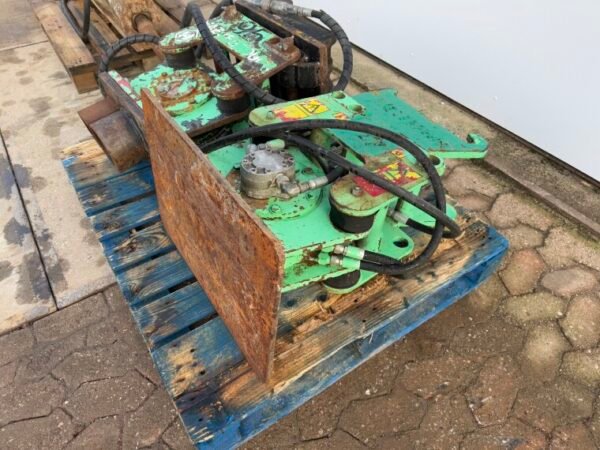 Hammer + 2 Vibrators - Image 6