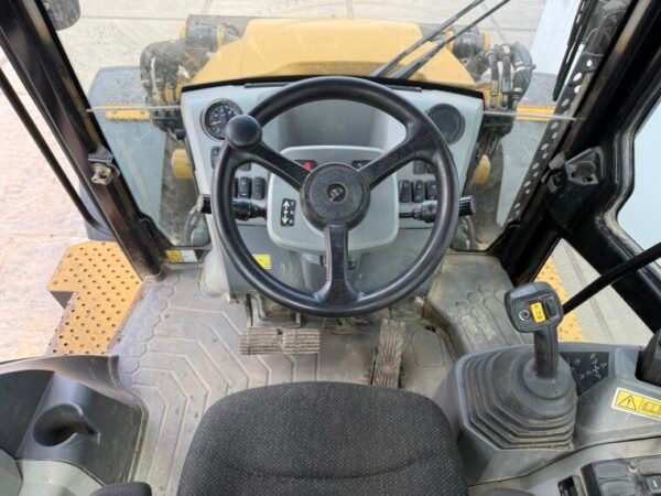 Caterpillar 444F2 - 4x4x4 - Image 6