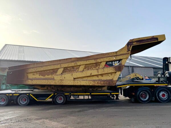 Caterpillar 777G Bucket - Image 6