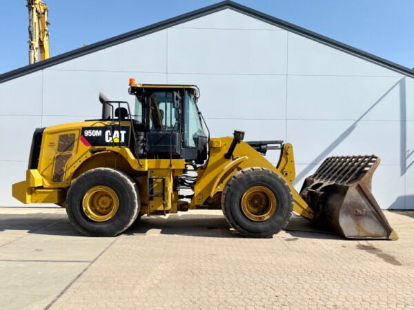 Caterpillar 950M - Image 6