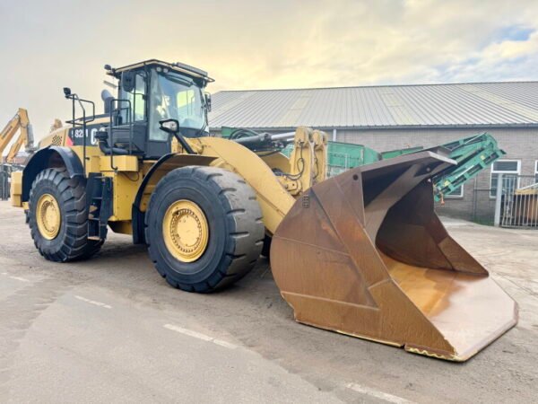 Caterpillar 982M - Image 6