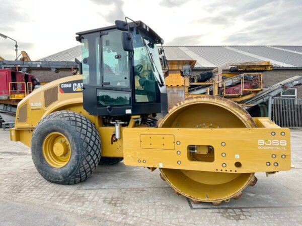 Caterpillar CS66B - Image 6