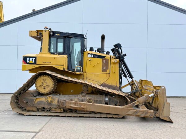 Caterpillar D6T LGP - Image 6