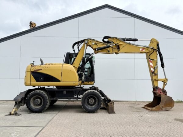 Caterpillar M313D - Image 5