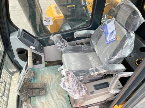 Hyundai R245LR - Image 10