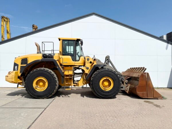 Volvo L220G - Image 6