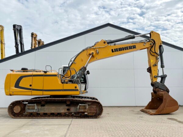 Liebherr R936LC - Image 6