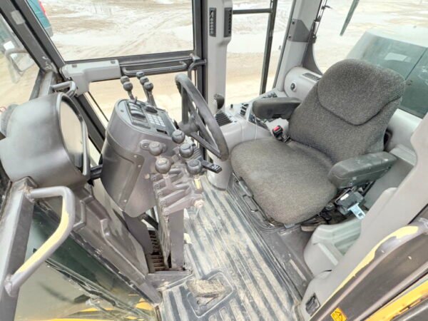 Volvo G970 - Image 6