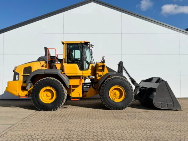 Volvo L120H - Image 6