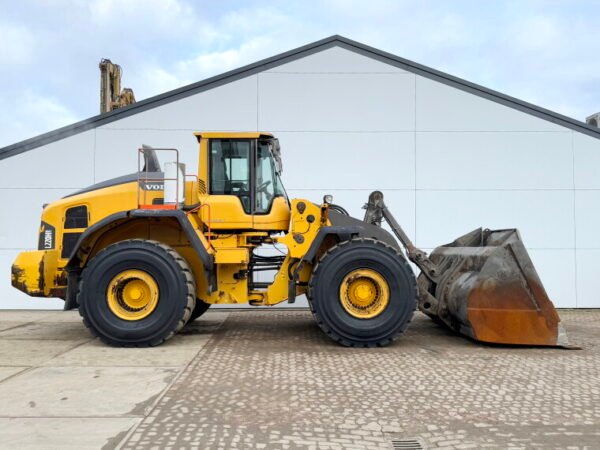 Volvo L220H - Image 6
