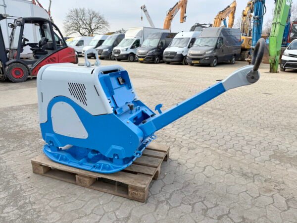Weber CR8 - Image 6