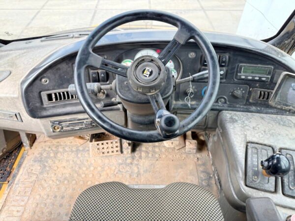 Caterpillar 730 - Image 7