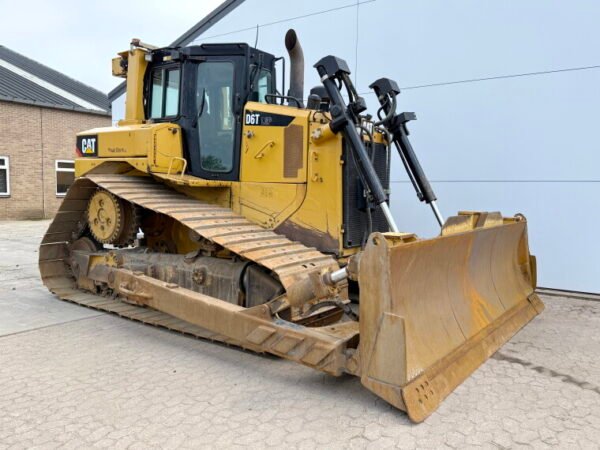 Caterpillar D6T LGP - Image 7
