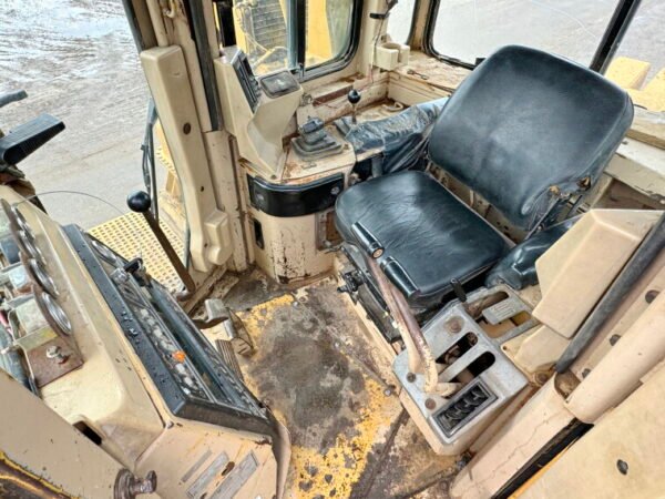 Caterpillar D9R - Image 7
