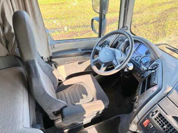 DAF XF 105.410 MEGA - Image 7