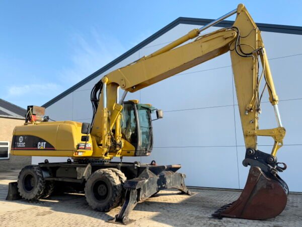 Caterpillar M322C - Image 7