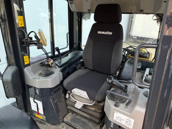 Komatsu D51EX-24 - Image 7