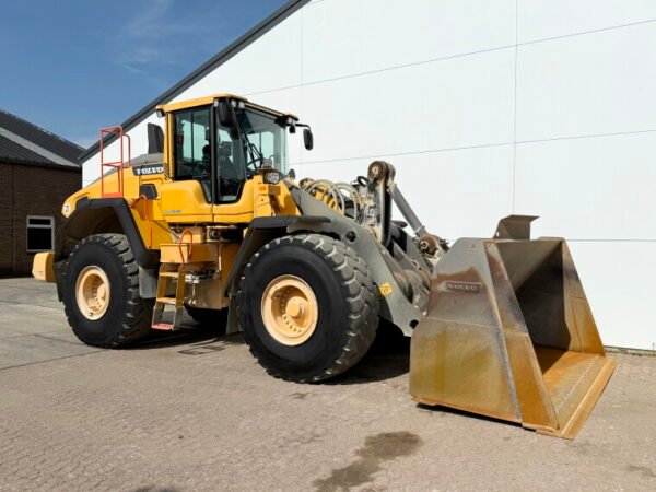 Volvo L150H - Image 7