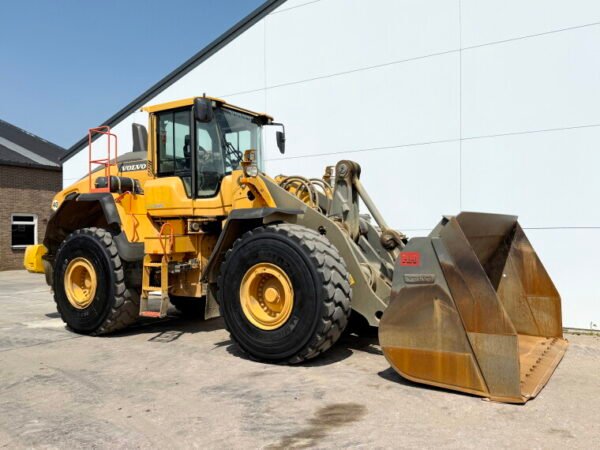 Volvo L150H - Image 7