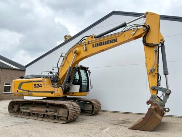 Liebherr R924LC - Image 7