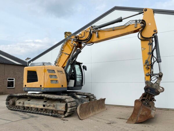 Liebherr R926 Compact - Image 7