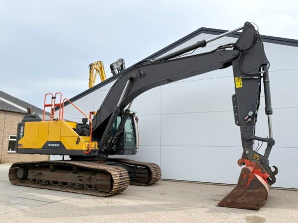 Volvo EC300EL - Image 7