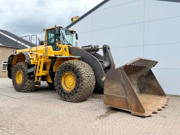 Volvo L350F - Image 7