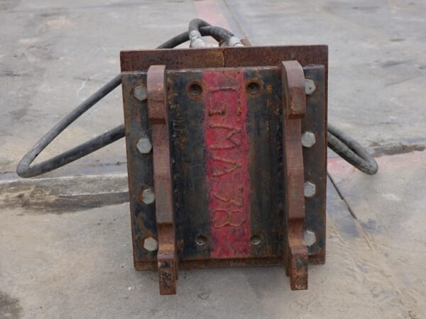 E-201 - Image 7