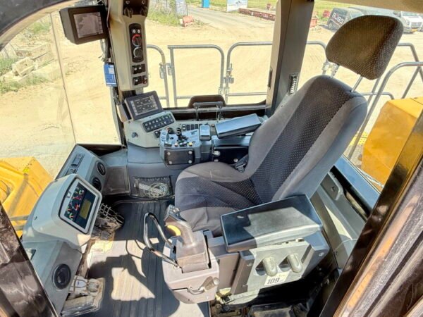 Caterpillar 988K - Image 8