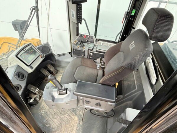 Caterpillar 950M - Image 8