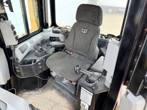 Caterpillar D6T LGP - Image 8