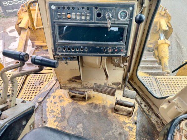 Caterpillar D9R - Image 8