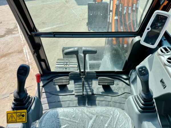 Develon DX60E-10N - Image 8