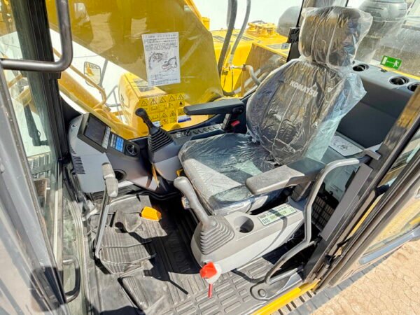 Komatsu PC210-10M0 *2025 Model* - Image 8