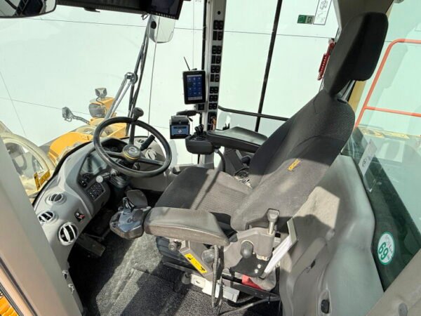 Volvo L150H - Image 8