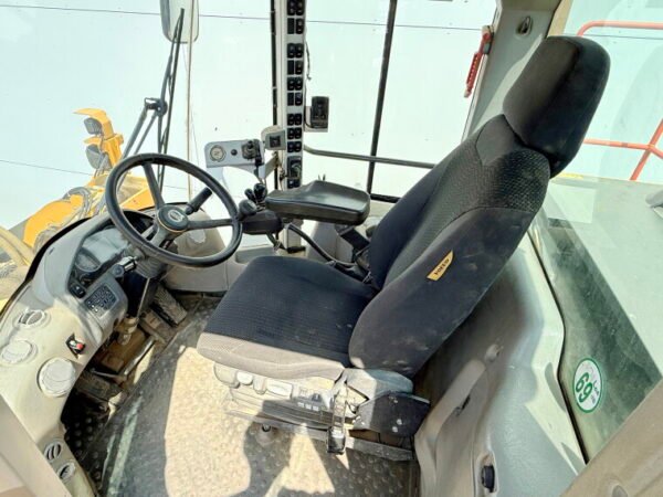 Volvo L150H - Image 8