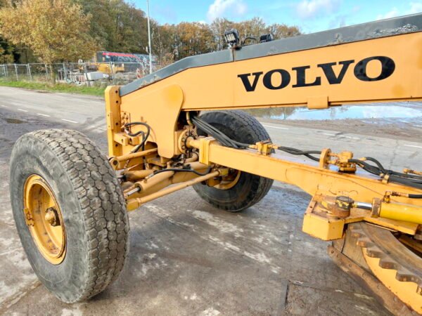 Volvo G740B - Image 8