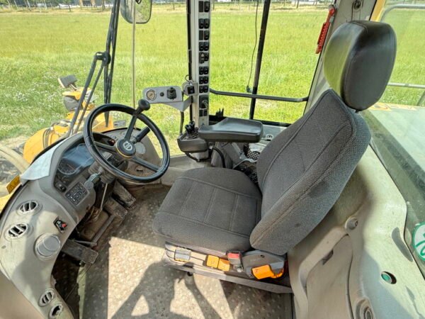 Volvo L180H - Image 8