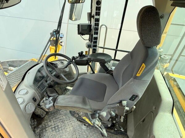Volvo L350F - Image 8