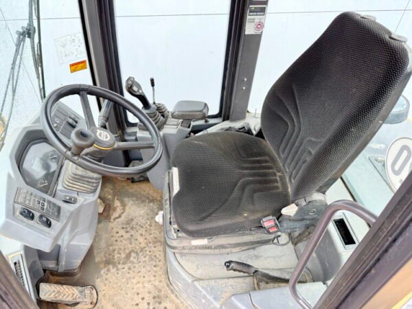 Volvo L35G - Image 7
