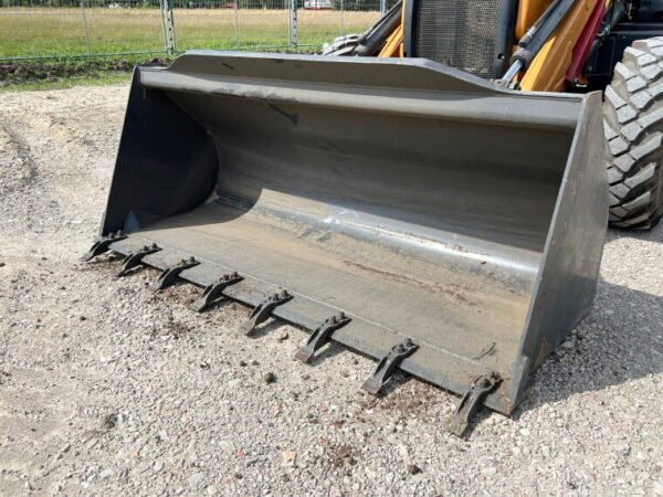 Case 851FX Plus 4WD - Image 9