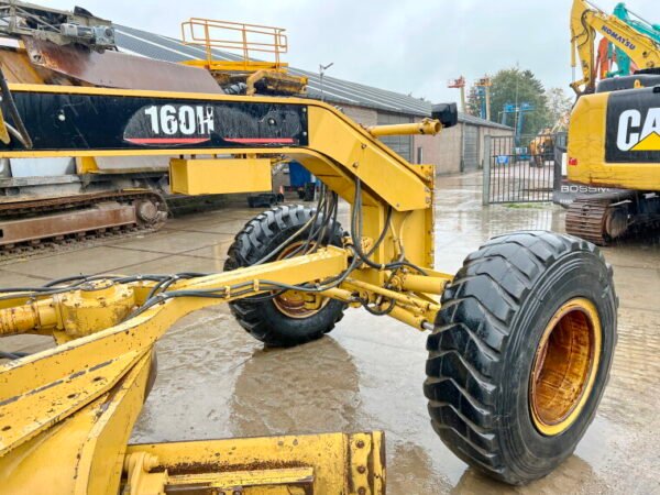 Caterpillar 160H - Image 9