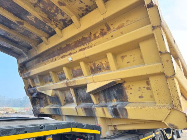 Caterpillar 777G Bucket - Image 9