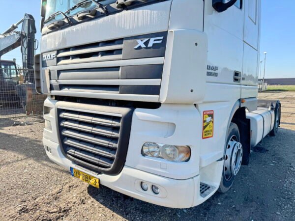 DAF XF 105.410 MEGA - Image 9