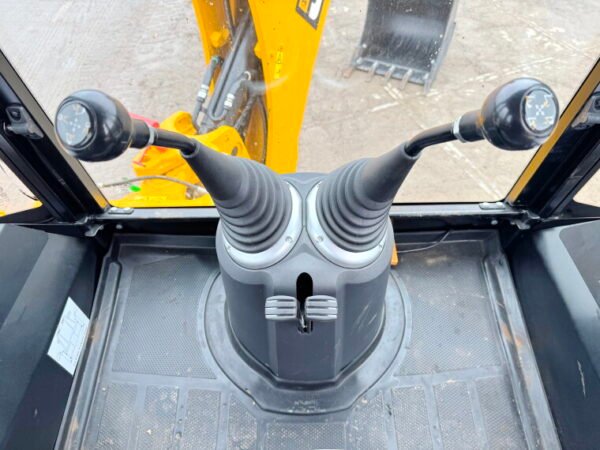 JCB 3DX / 3CX Plus Eco Xpert 4WD - Image 9