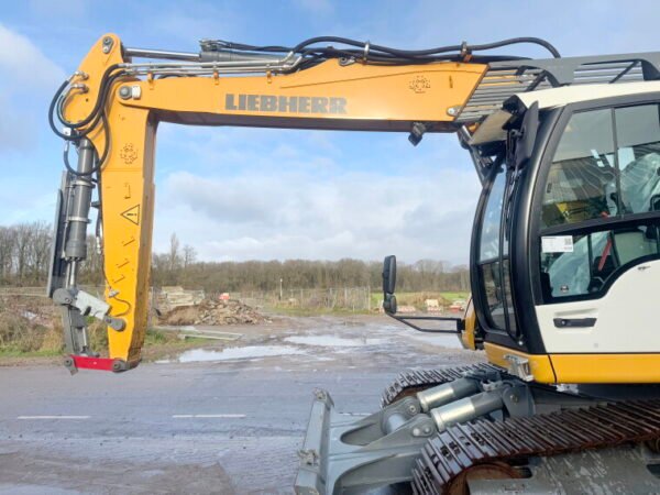 Liebherr R920LC Compact - Image 10
