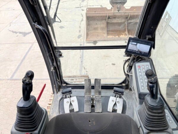 Liebherr R926LC - German Machine - Image 9