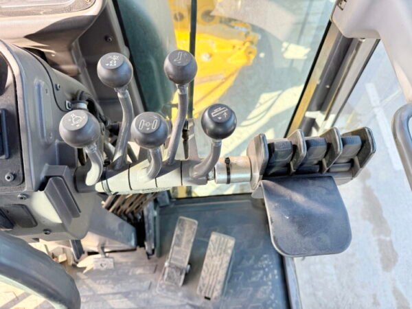 Volvo G960B - Image 9