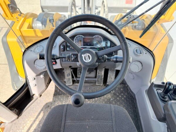 Volvo L150H - Image 9